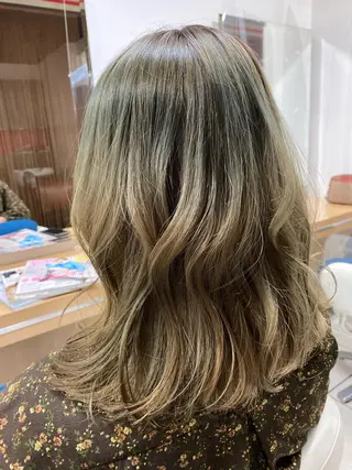 ミディアム 🌟ROUGE 🧸おびつななみのヘアスタイル