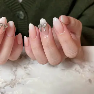 ネイル Ami 🦥のネイルデザイン