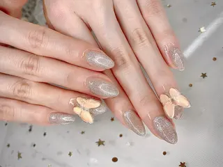 ネイル I-nailロング /ワンホン/キラキラのネイルデザイン