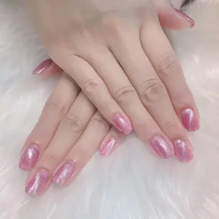 ネイル Go  Today シェアサロン 新宿Gratia店所属・杉山 栞のネイルデザイン