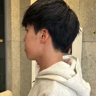 メンズ ブリーチカラー特化 🥣/渡邉日向のヘアスタイル