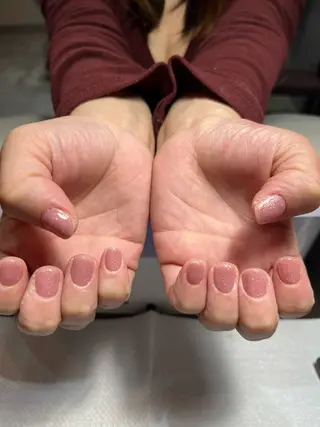 ネイル ルマート池袋東口店所属・杉山 葉月のネイルデザイン