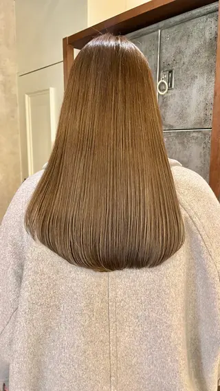 セミロング 近藤 麻紀のヘアスタイル