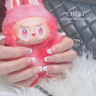ネイル CHÉRI .のネイルデザイン