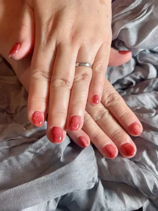 ネイル nail studio Ulu所属・漆崎 茜のネイルデザイン