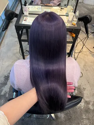 ロング カラー HIKARI🐈‍⬛ レイヤー×デザインのヘアスタイル