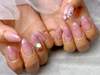 ネイル Queennail 北堀江Yumiのネイルデザイン