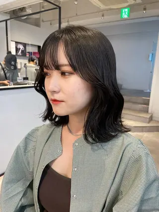 カラー 🎀ボブ+ハイトーン シュカ👶🏻のヘアスタイル