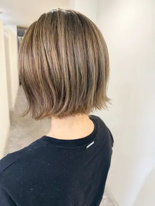 ショート H所属・H (エイチ) 烏丸御池店のヘアスタイル