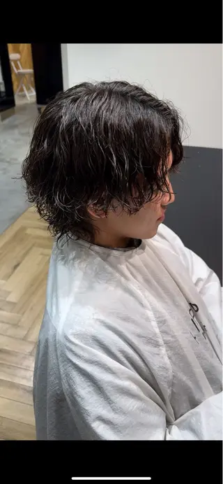 ミディアム パーマ ヘアアレンジ メンズ fifth park 六反穂 龍介のヘアスタイル