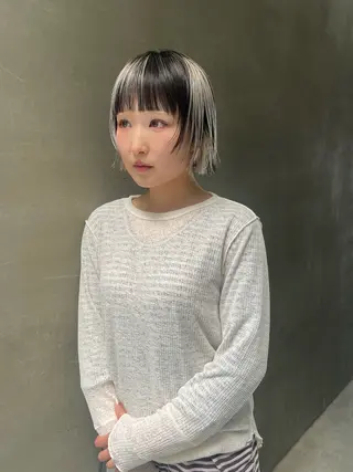 ショート カラー 小林 美咲のヘアスタイル