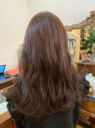 セミロング 三好 美里のヘアスタイル