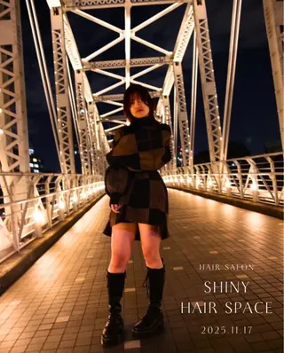 セミロング SHINY シャイニー千住大橋のヘアスタイル
