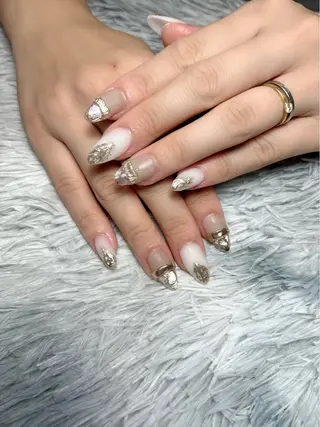 ネイル シェヌネイル JURAのネイルデザイン