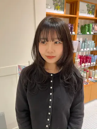 ロング BEHIVE PARCO2所属・門田 楓香のヘアスタイル