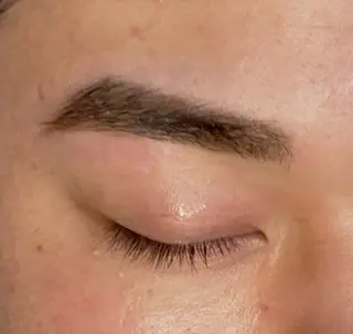 メンズ アイブロウ 椋 愛穂のヘアスタイル