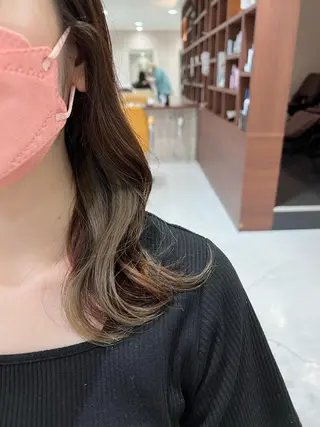 ミディアム カラー 山崎 和花のヘアスタイル