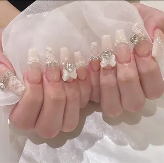 ネイル Lyna 池袋のネイルデザイン