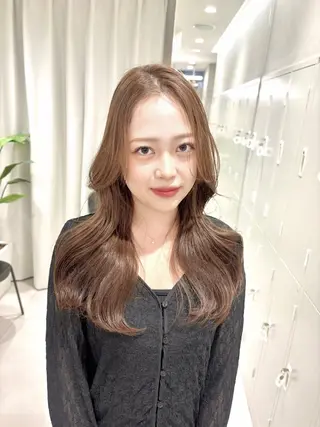 ロング カラー 透明感カラー・レイヤ ー🎀amika🎀のヘアスタイル