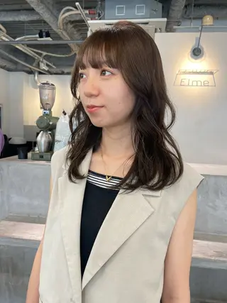 ロング カラー パーマ、ボブ、透明感 カラー、小須田ゆあのヘアスタイル