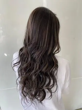 ロング カラー カット、カラーモデル 募集中のヘアスタイル