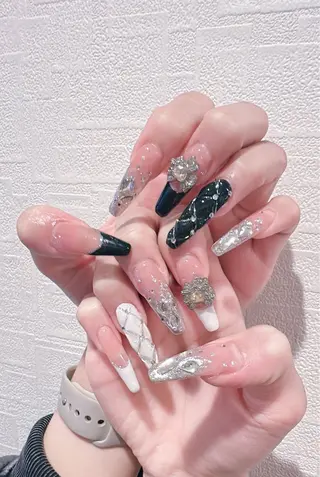 ネイル D-BEAUTY Nailsalonのネイルデザイン