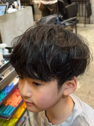 ショート パーマ メンズ ユウト 【メンズ限定】のヘアスタイル