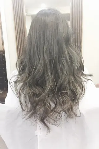 カラー 店長担当🌟 矢吹ガブリエル🌟のヘアスタイル