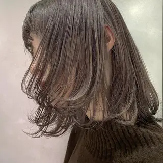 ミディアム カラー miyu ハイトーン/レイヤーのヘアスタイル