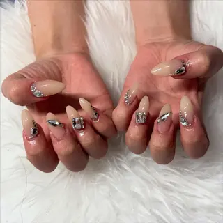 ロング mao .のネイルデザイン