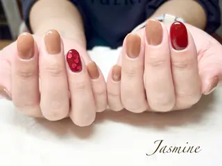 ネイル Jasmine 林のネイルデザイン