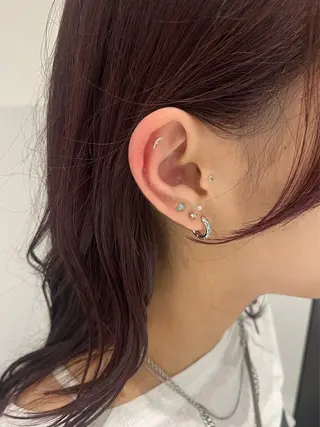 RINA🧤 デザインとボブのヘアスタイル