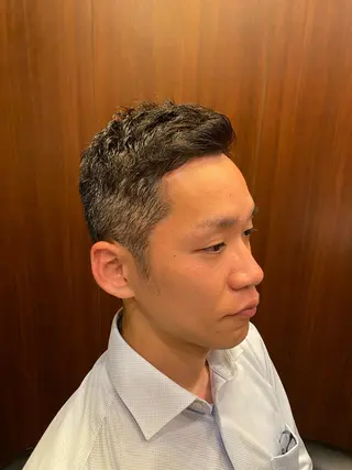 ショート メンズ ヒロ銀座新橋店所属・ヒロ銀座　さかうえ ひかる💈のヘアスタイル