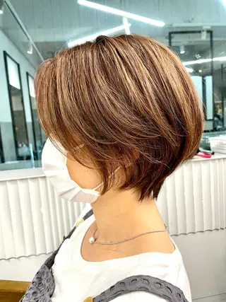 ショート カラー 色気レイヤー& ショートはお任せ🌟のヘアスタイル