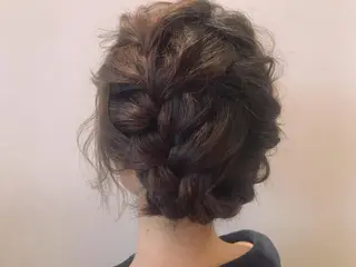 ミディアム ヘアアレンジ 大阪福島韓国束感まつ げ Sayaka🤍のマツエク・マツパデザイン
