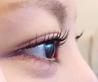 マツエク・マツパ corona hair design所属・yu kiのマツエク・マツパデザイン