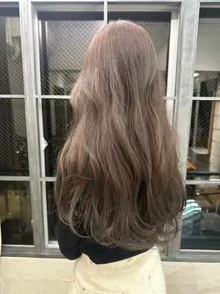 ロング レイヤーカット‎🤍 /ともえ🤎🧸のヘアスタイル