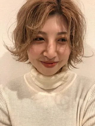 ショート カラー 渋谷 留菜のヘアスタイル