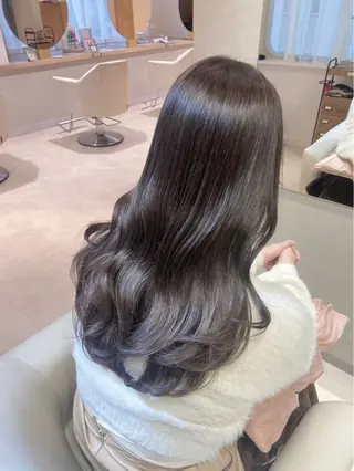 ロング 板垣 歩美のヘアスタイル
