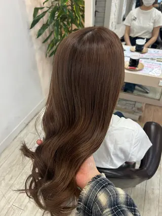 カラー やまもと ほなみのヘアスタイル