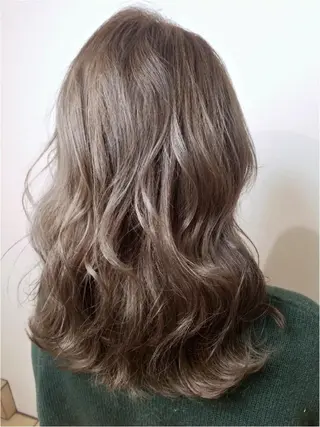 カラー セミロング 【髪質改善美容師】t occa茨木篠原健太のヘアスタイル