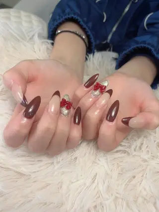 ネイル No8 NAGIのネイルデザイン