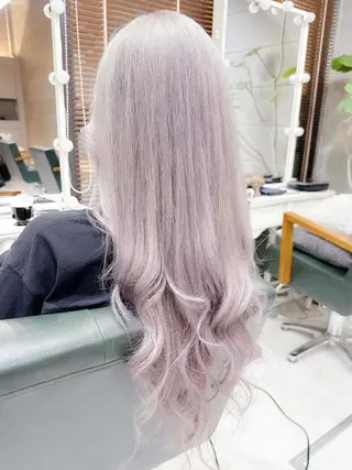 ロング ヘアアレンジ カラー 𝐑𝐈𝐍𝐊𝐀 🐷🖤のヘアスタイル