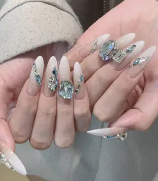 ネイル 💫 Tsuki_Nailのネイルデザイン