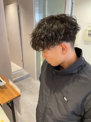 パーマ メンズ MAQUM所属・【メンズ特化】渡部 京弘/パーマのヘアスタイル