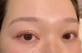 マツエク・マツパ CLUTCH江坂 こんどうのマツエク・マツパデザイン