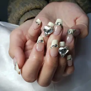 ネイル ビジュード ネイルのネイルデザイン