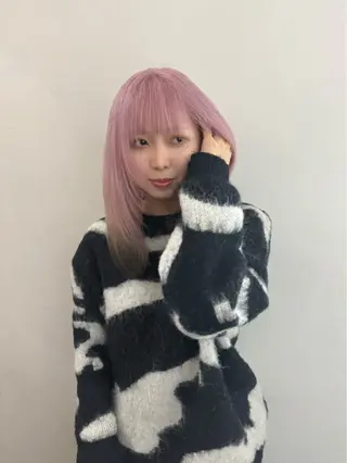 セミロング カラー ALBUM GINZA所属・レイヤー特化 🎀モモカ🎀のヘアスタイル