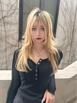 セミロング カラー ヘアアレンジ yuuto🌈 冬の透け感カラーのヘアスタイル