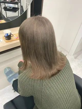 ミディアム 抜け感style💎 𝑹𝑼𝑵𝑨のヘアスタイル